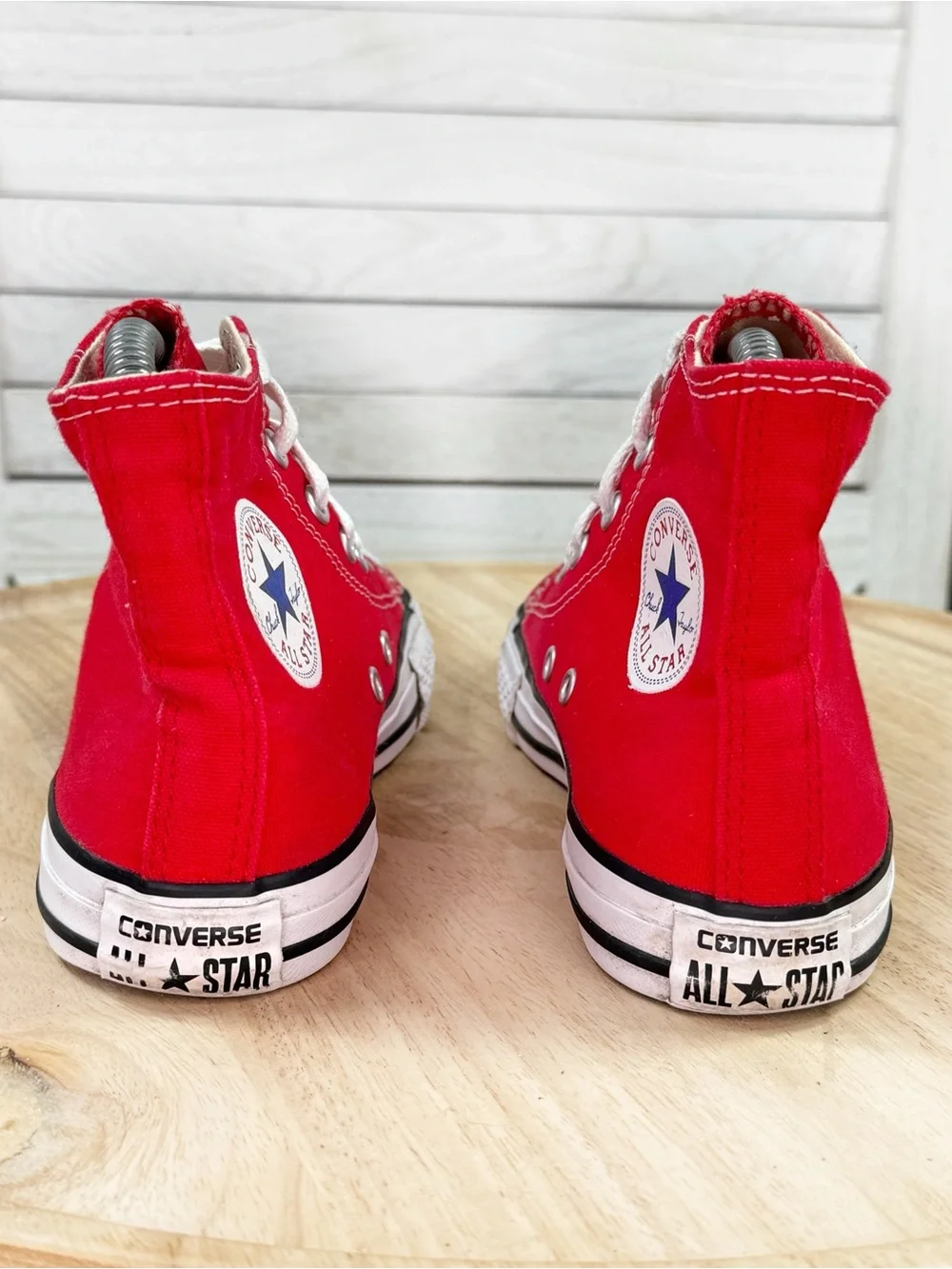 Converse Chuck Taylor Canvas High Top Sneakers Red White Youth Size 3 Big Kids